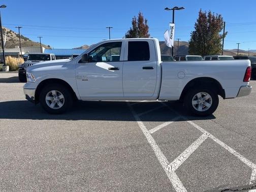 2024 RAM 1500 Classic SLT