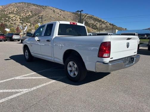 2024 RAM 1500 Classic SLT
