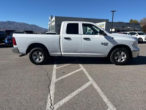 2024 RAM 1500 Classic SLT