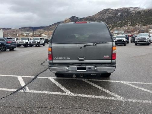 2001 GMC Yukon XL SLT