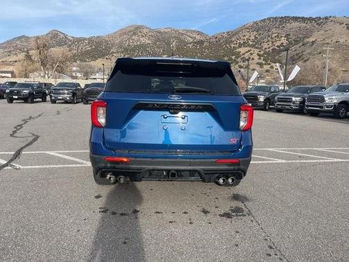 2022 Ford Explorer ST