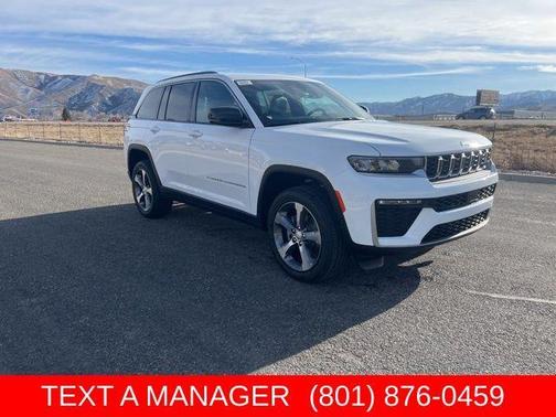 Bright White Clearcoat 2026 Jeep Grand Cherokee Limited