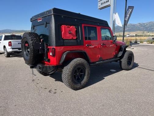 2017 Jeep Wrangler Unlimited Sahara