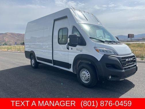 Bright White Clearcoat 2025 RAM ProMaster 3500 EV Base