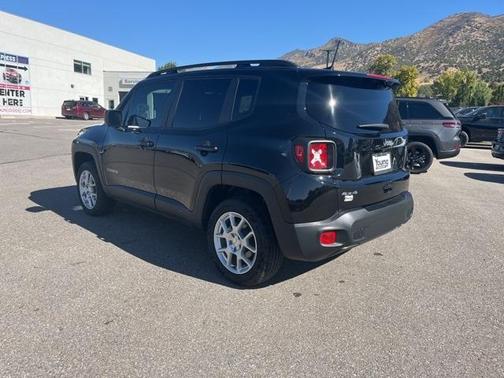 2023 Jeep Renegade Latitude