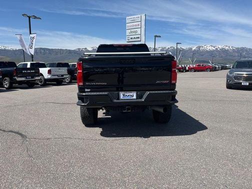 Black 2025 Chevrolet Silverado 2500 ZR2