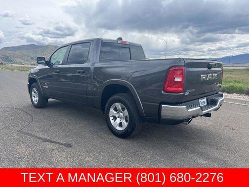 Granite Crystal Clearcoat Metallic 2026 RAM 1500 Big Horn/Lone Star
