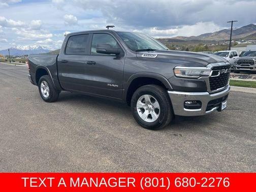 Granite Crystal Clearcoat Metallic 2026 RAM 1500 Big Horn/Lone Star