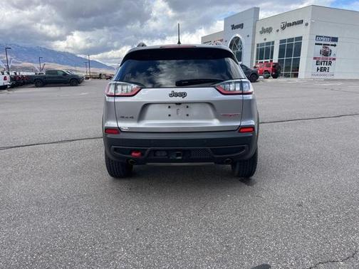 2021 Jeep Cherokee Trailhawk