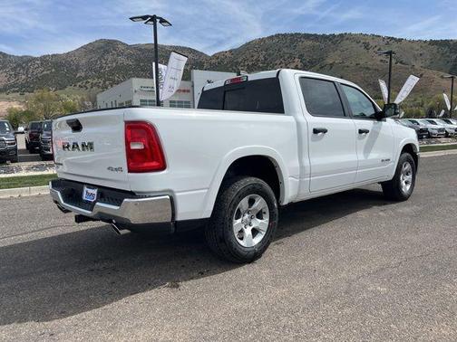 Bright White Clearcoat 2026 RAM 1500 Big Horn/Lone Star