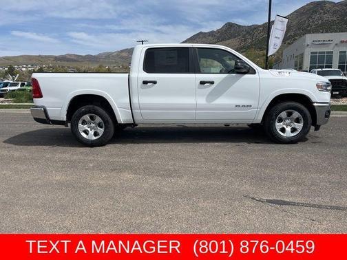 Bright White Clearcoat 2026 RAM 1500 Big Horn/Lone Star