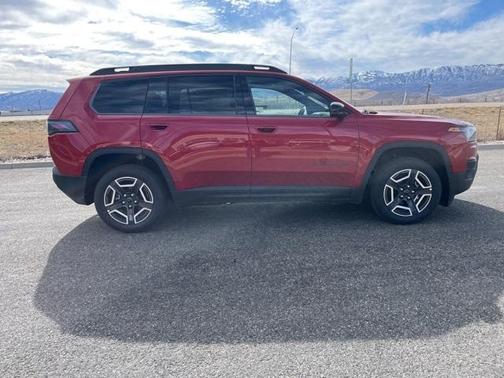 2026 Jeep Cherokee LAREDO/LIMITED