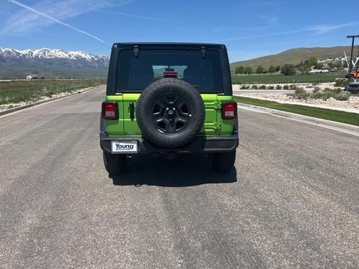 2025 Jeep Wrangler Sport
