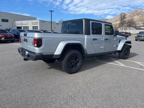 2023 Jeep Gladiator Sport