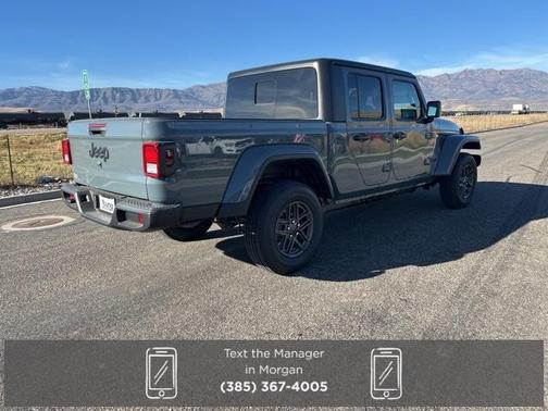 2026 Jeep Gladiator Sport