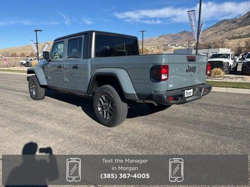 2026 Jeep Gladiator Sport