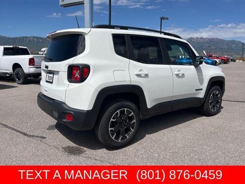 Alpine White Clearcoat 2023 Jeep Renegade Latitude