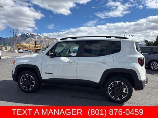 Alpine White Clearcoat 2023 Jeep Renegade Latitude