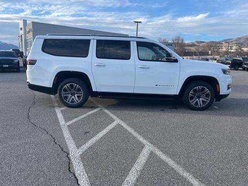 2024 Jeep Wagoneer L Series II