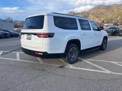2024 Jeep Wagoneer L Series II