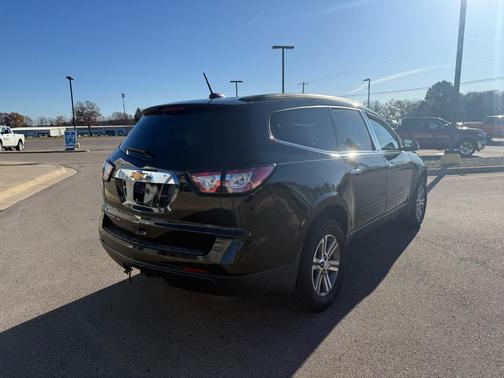 2017 Chevrolet Traverse 1LT