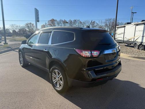 2017 Chevrolet Traverse 1LT