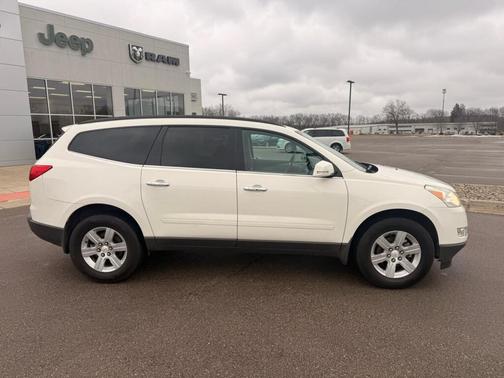 2010 Chevrolet Traverse LT
