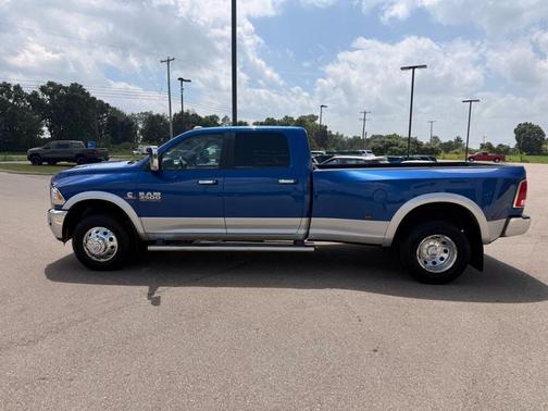 Blue 2018 RAM 3500 Laramie Crew Cab LWB 4WD DRW
