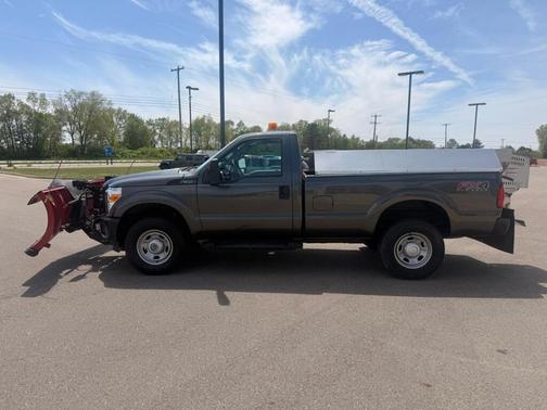 Gray 2016 Ford F-350 XLT