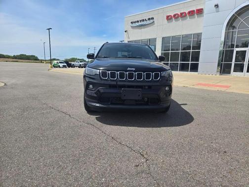 Black 2025 Jeep Compass Latitude