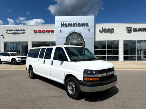 2019 Chevrolet Express 3500 LT