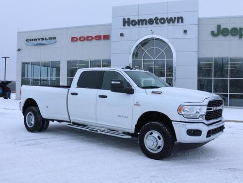 2023 RAM 3500 Big Horn Crew Cab 4x4 8' Box