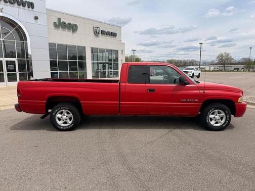 Red 2001 Dodge Ram 1500 Quad Cab