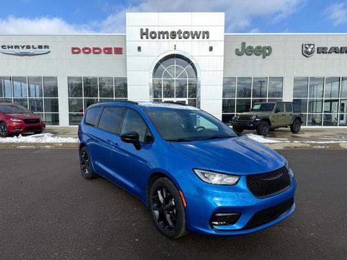 2026 Chrysler Pacifica L