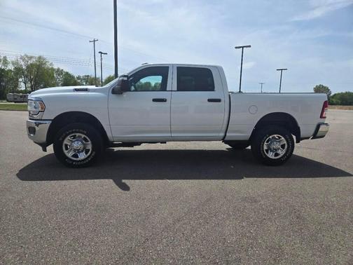 White 2023 RAM 2500 Tradesman Crew Cab 4x4 6'4' Box