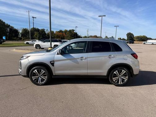 Silver 2022 Mitsubishi Outlander Sport 2.0 ES