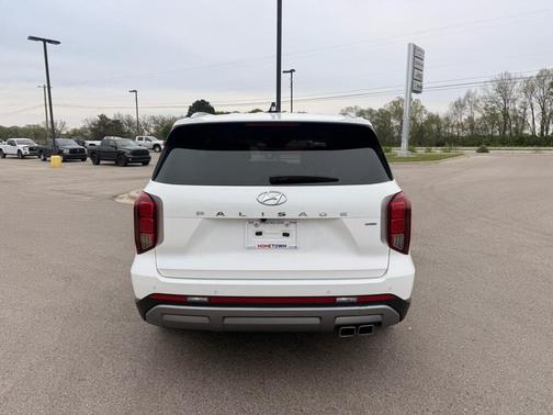 White 2025 Hyundai PALISADE SEL