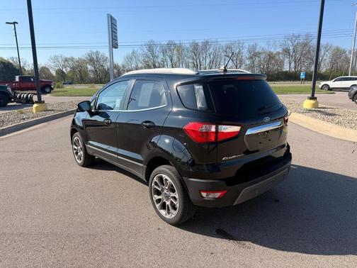 Black 2022 Ford EcoSport Titanium