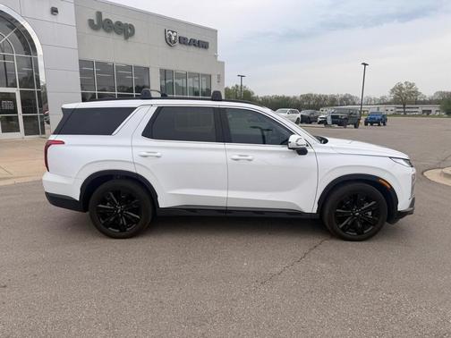 White 2025 Hyundai PALISADE XRT