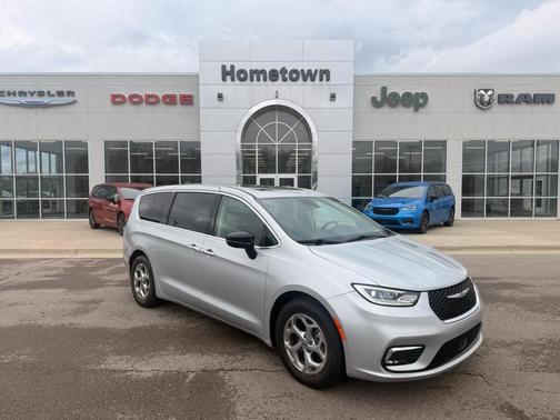 Not Specified 2024 Chrysler Pacifica Limited