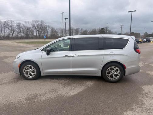 Not Specified 2024 Chrysler Pacifica Limited