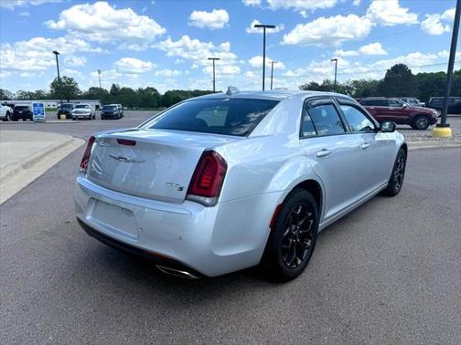 2019 Chrysler 300 S