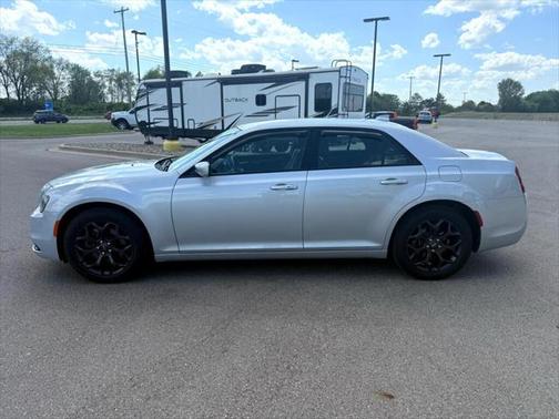 2019 Chrysler 300 S