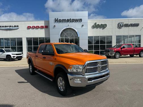 2017 RAM 2500 Big Horn Crew Cab 4x4 6'4' Box