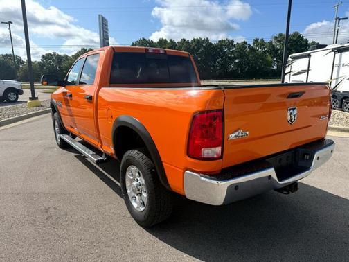 2017 RAM 2500 Big Horn Crew Cab 4x4 6'4' Box
