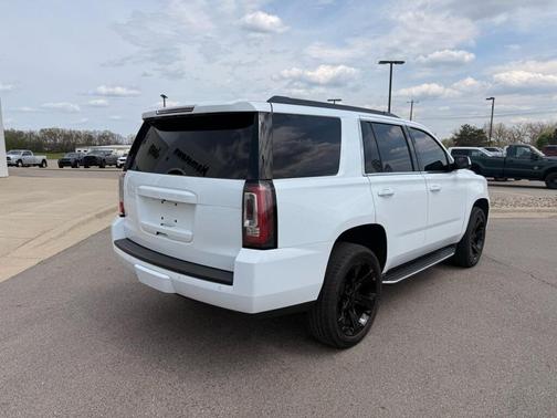White 2019 GMC Yukon SLT Standard Edition