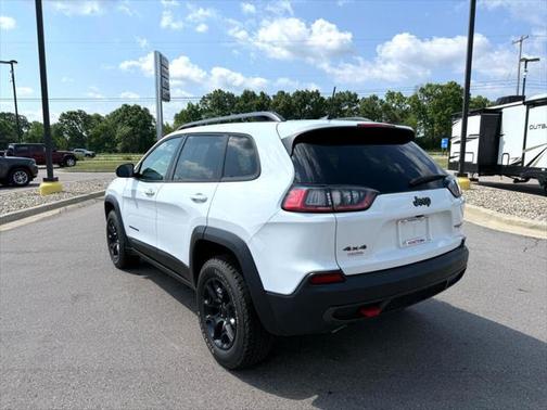 2021 Jeep Cherokee Trailhawk