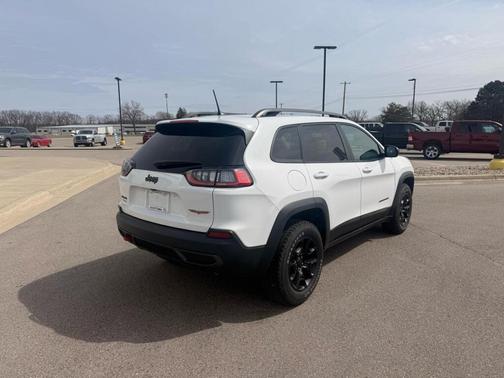 White 2021 Jeep Cherokee Trailhawk