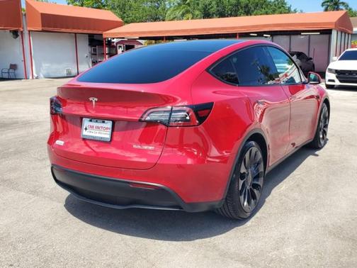2022 Tesla Model Y Performance