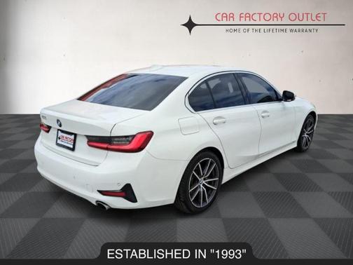 2019 BMW 330 i